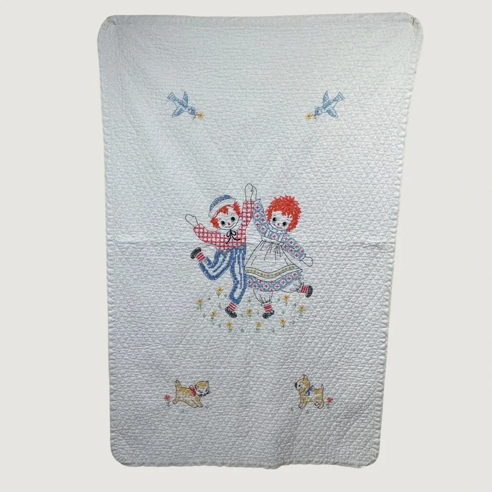 Vintage Raggedy Ann Andy Baby Quilt White Embroidered Nursery Handmade 54x35